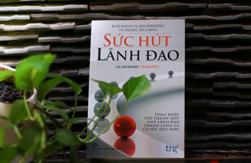 suc-hut-lanh-dao-hoang-phuong-thao